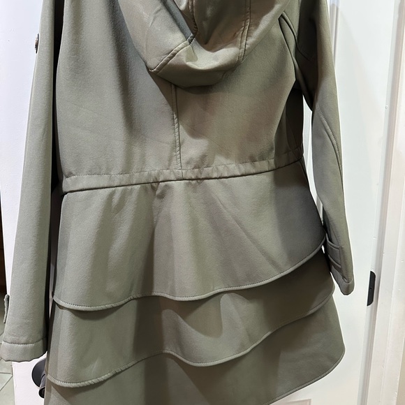 Jessica Simpson Water Resistant Softshell Long Hooded Raincoat with Ruffled Back - Picture 5 of 16